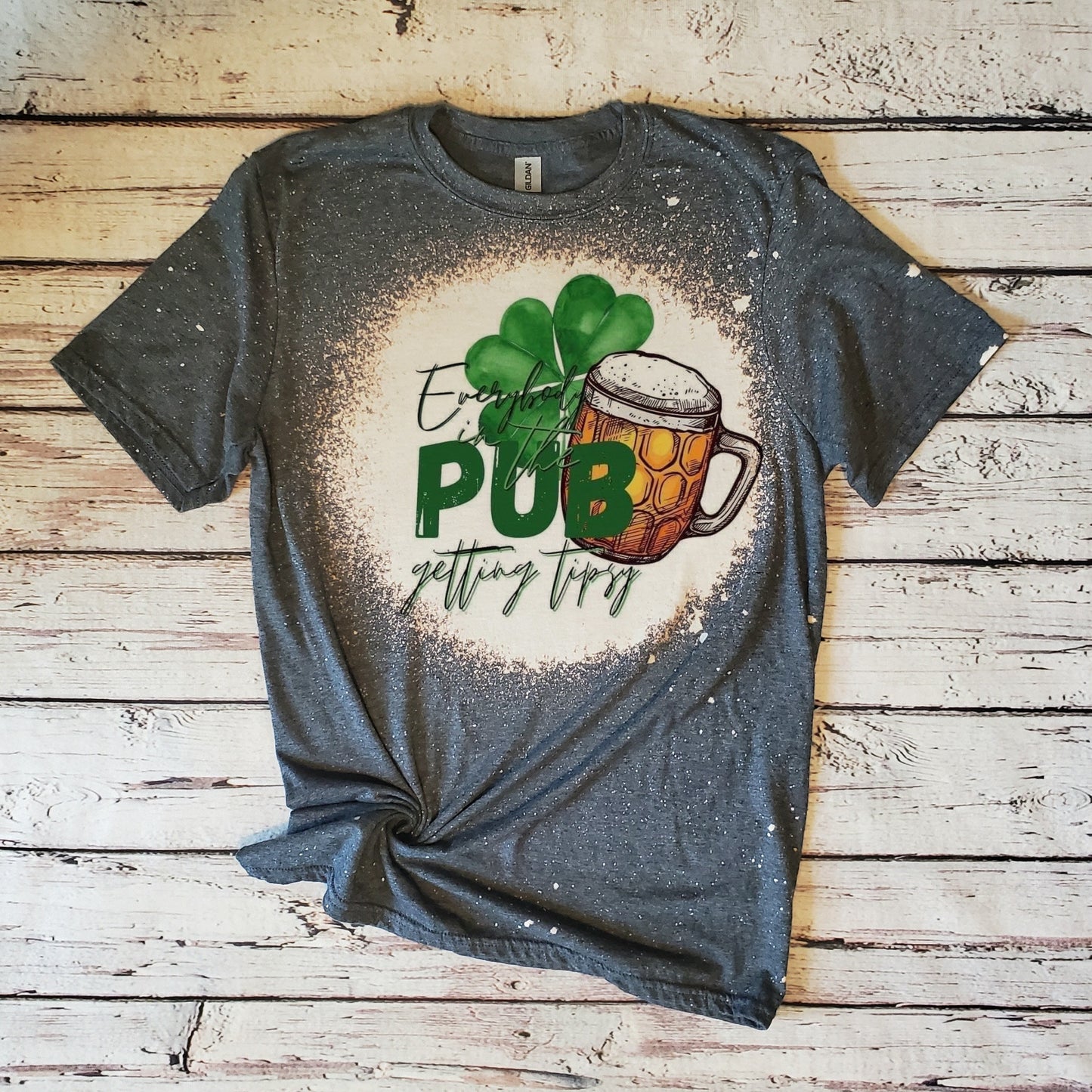 Everyone In The Pub Getting Tipsy Beer Mug St Patricks Day Lucky Clover Irish Pub Crawl Distressed Shirt
